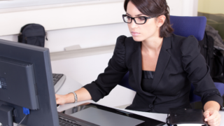 リポビタン ファインcmの女優 女性 は誰 美人でスタイルがいい 沸騰ワードchannel